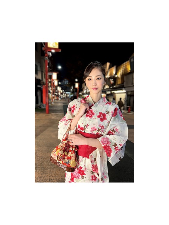 小松杏~Komatsu An~独特な色気放つ8.5頭身女優