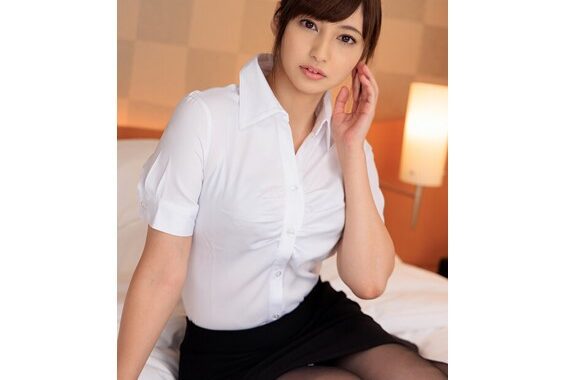 本田瞳~Honda Hitomi~性欲求爆発のリアル人妻女優