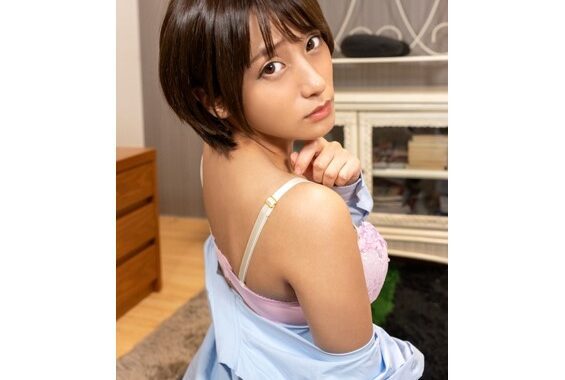 吉良りん~Kira Rin~煌き放つ美乳のボーイッシュ系女優