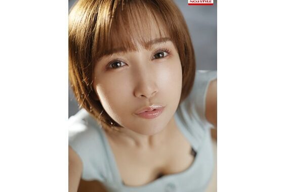 小島みなみ~Kojima Minami~アニメ声可愛いベテラン演技派女優