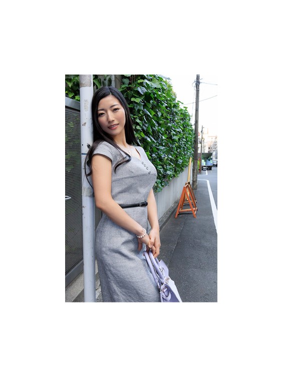 東条実澪~Tojyo Mirei~おしとやかで華麗な淑女女優